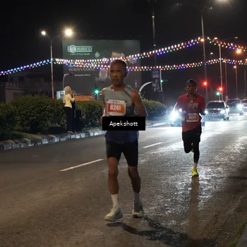 Runner Photo 4357490