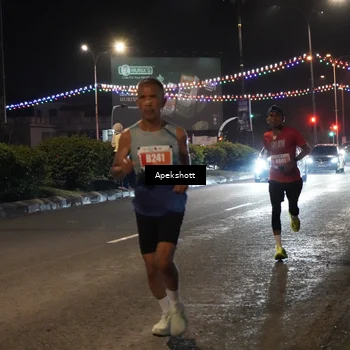 Runner Photo 4357496
