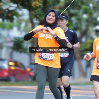 Runner Photo 43575