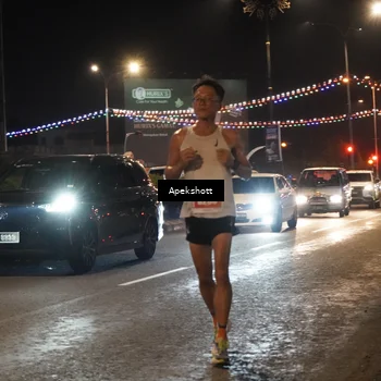 Runner Photo 4357501