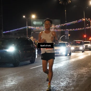 Runner Photo 4357504