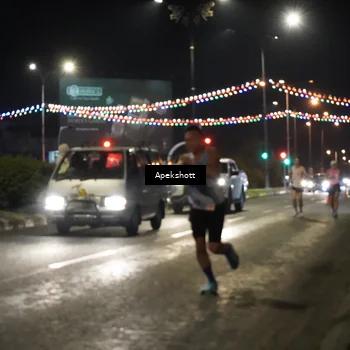 Runner Photo 4357510