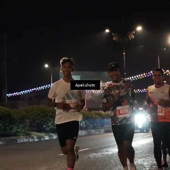Runner Photo 4357540