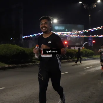 Runner Photo 4357565