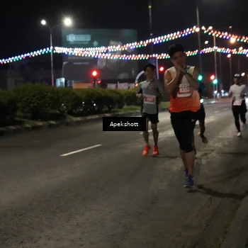 Runner Photo 4357573
