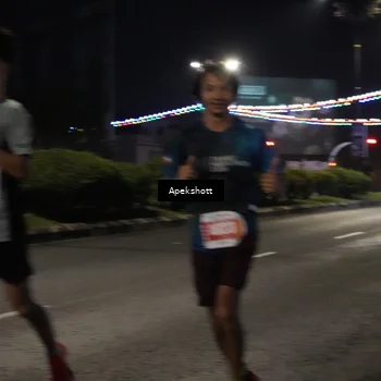 Runner Photo 4357608