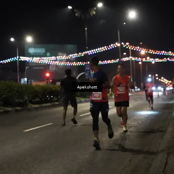 Runner Photo 4357613