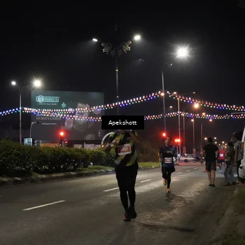 Runner Photo 4357630