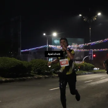 Runner Photo 4357647