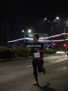 Runner Photo 4357680
