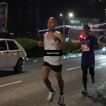 Runner Photo 4357749
