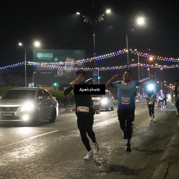 Runner Photo 4357798