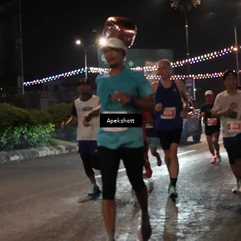 Runner Photo 4357839