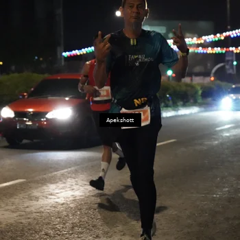 Runner Photo 4357869