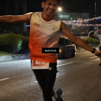 Runner Photo 4357884