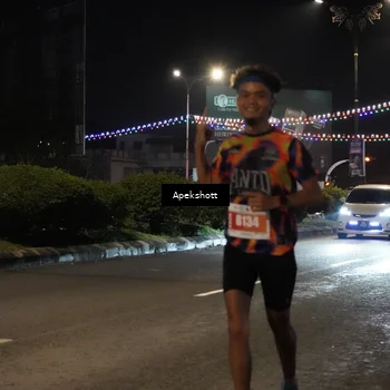 Runner Photo 4357923