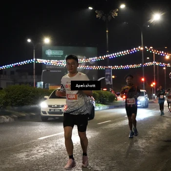 Runner Photo 4357935