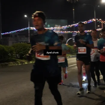 Runner Photo 4357957