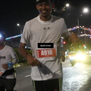 Runner Photo 4357968