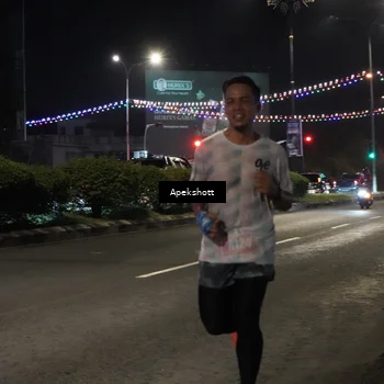Runner Photo 4357974