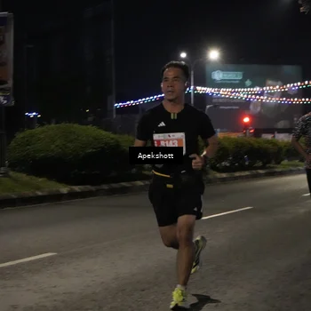 Runner Photo 4358010