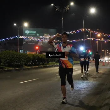 Runner Photo 4358029