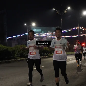 Runner Photo 4358042