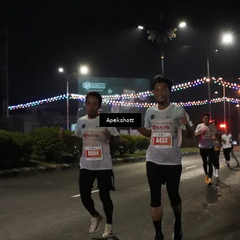 Runner Photo 4358043