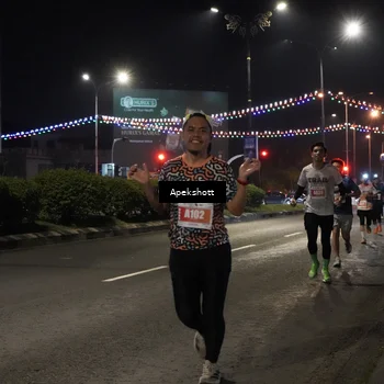 Runner Photo 4358060
