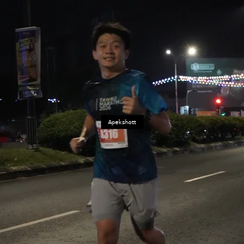 Runner Photo 4358064