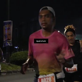 Runner Photo 4358084
