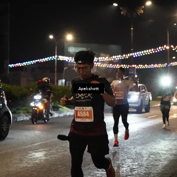 Runner Photo 4358148