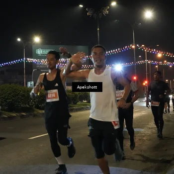 Runner Photo 4358174