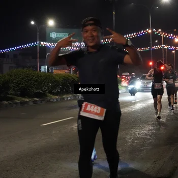 Runner Photo 4358184