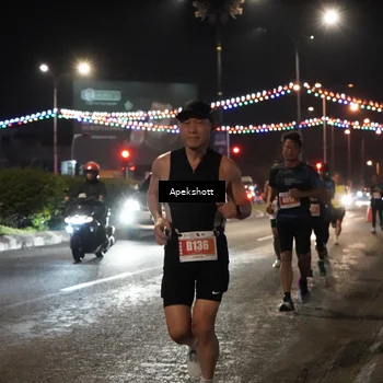 Runner Photo 4358195