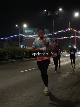 Runner Photo 4358216