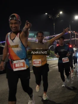 Runner Photo 4358305