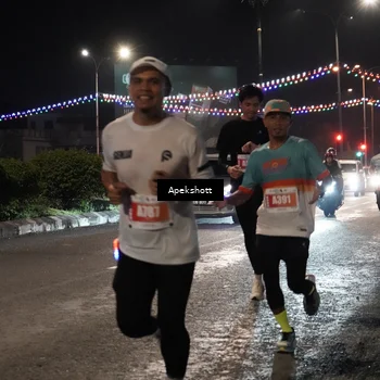 Runner Photo 4358317