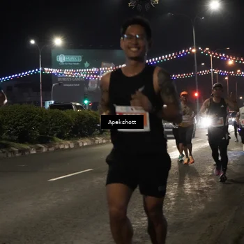 Runner Photo 4358335