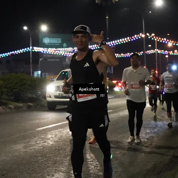 Runner Photo 4358343