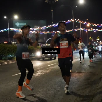 Runner Photo 4358361