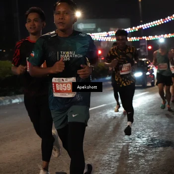 Runner Photo 4358374