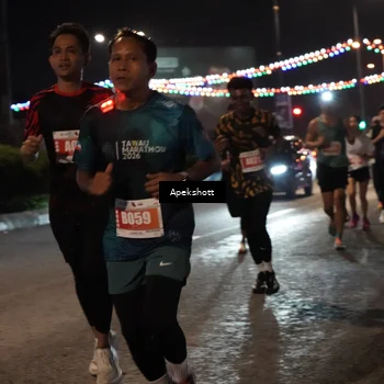 Runner Photo 4358376