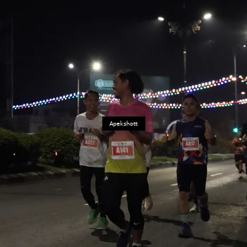 Runner Photo 4358442