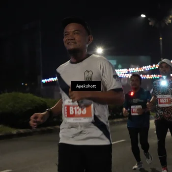Runner Photo 4358455
