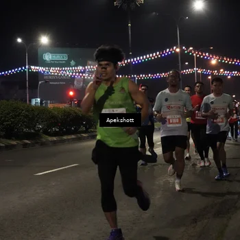 Runner Photo 4358469