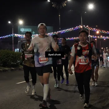 Runner Photo 4358474