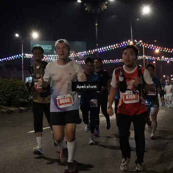 Runner Photo 4358475
