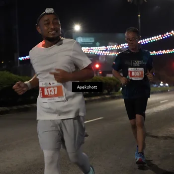 Runner Photo 4358480