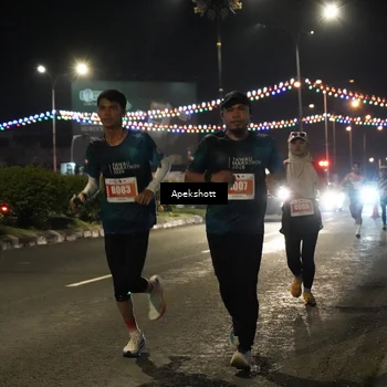 Runner Photo 4358495